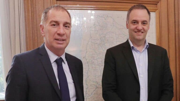 Chau Adorni, hola Santilli: crecen los rumores de un cambio en la Jefatura de Gabinete por el avance de las causas judiciales