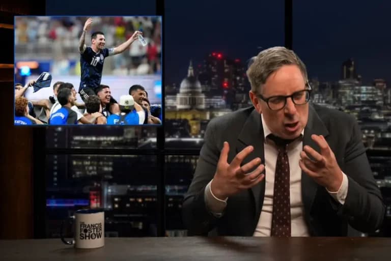 El presentador inglés que llamó a Messi "enano socialmente torpe" y pidió que España "recupere lo suyo"
