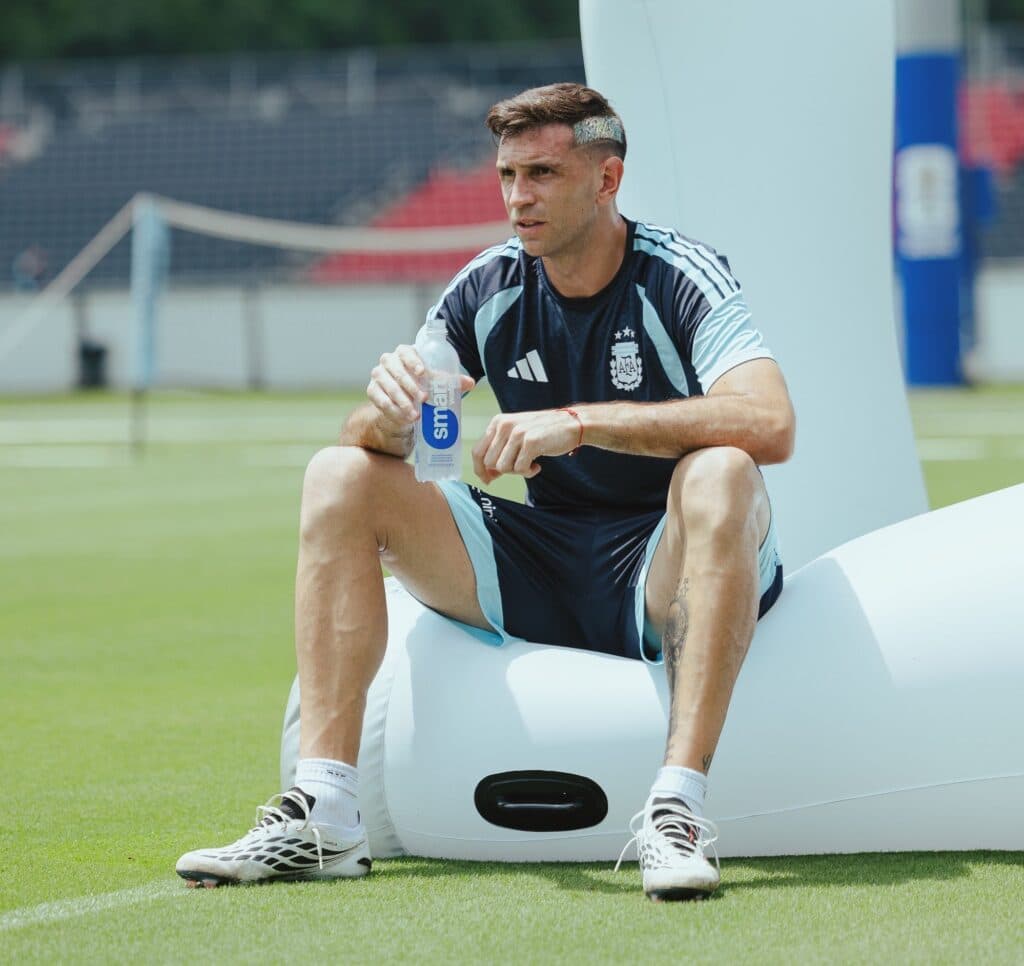 Scaloni define el equipo en Nueva Jersey con dos dudas concretas ante España