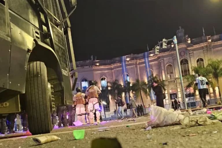 Festejos en Patio Olmos: botellazos, gases y al menos seis detenidos tras el triunfo de Argentina