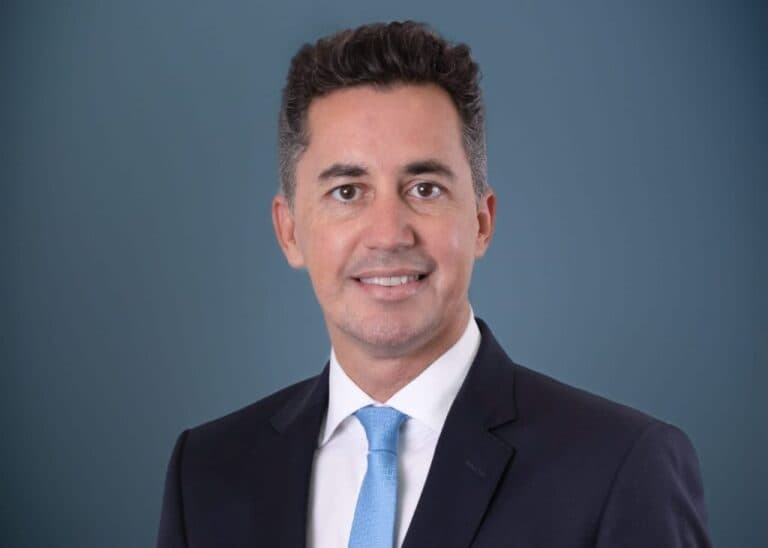 Llaryora reordenó el gabinete y Manuel Calvo estará al frente de la nueva Jefatura