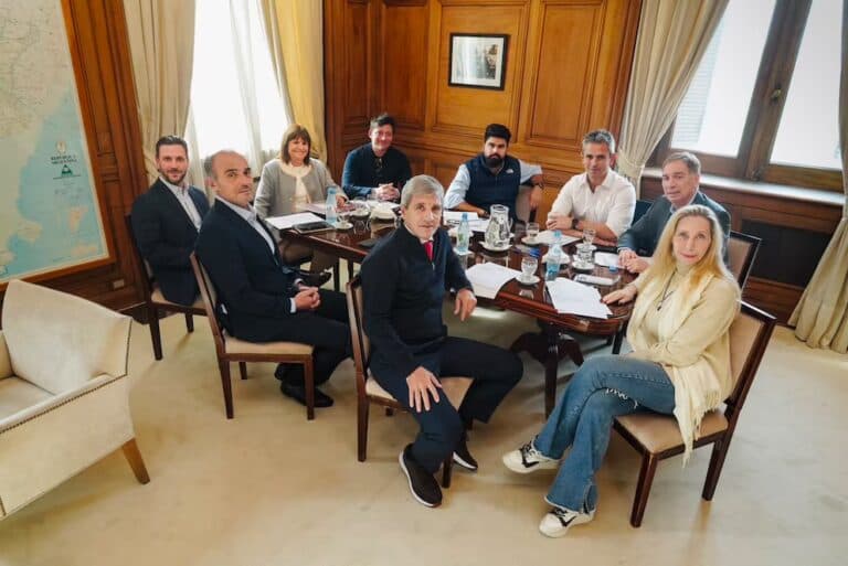 Karina Milei relanzó la mesa política del Gobierno y ordenó la agenda del Congreso