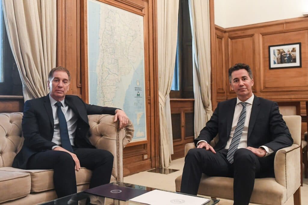 Santilli recibió a Calvo en Casa Rosada y Córdoba habló de una “nueva etapa” con la Nación