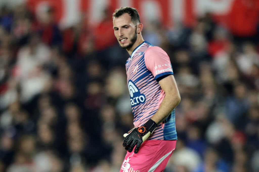 Instituto vendió a Roffo a Cerro Porteño por 1,1 millón de dólares