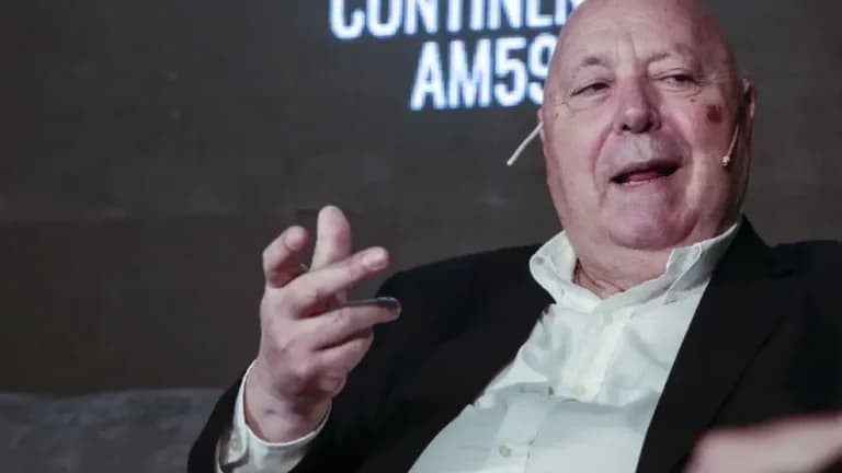 Roberto Urquía alertó por comercios que no venden y empleados que “no llegan al 15”
