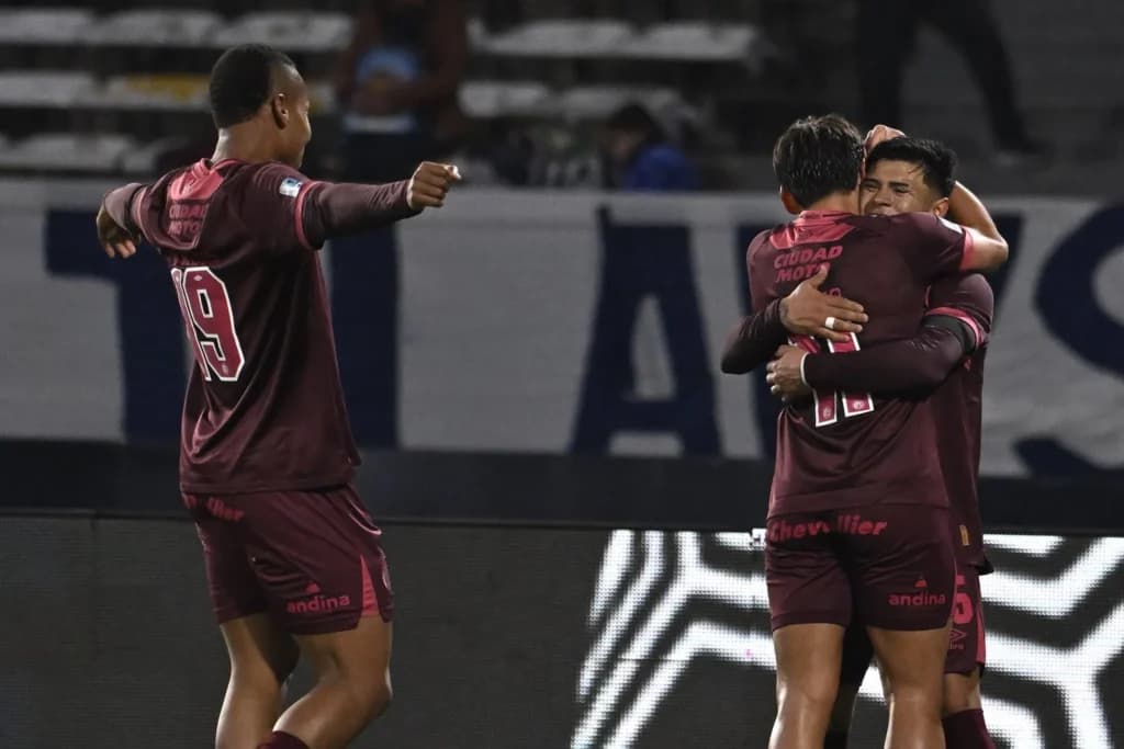 Talleres volvió a caer y la crisis se agudiza: Lanús lo goleó 3-0 en el Kempes
