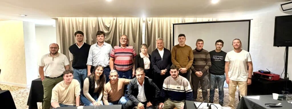Intendentes de CoMuPro respaldaron la reelección de Llaryora: “Córdoba necesita que siga siendo gobernador”