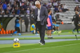De Felippe tras la derrota en el clásico: "Somos un equipo en formación y nos sigue faltando cinco para el peso"