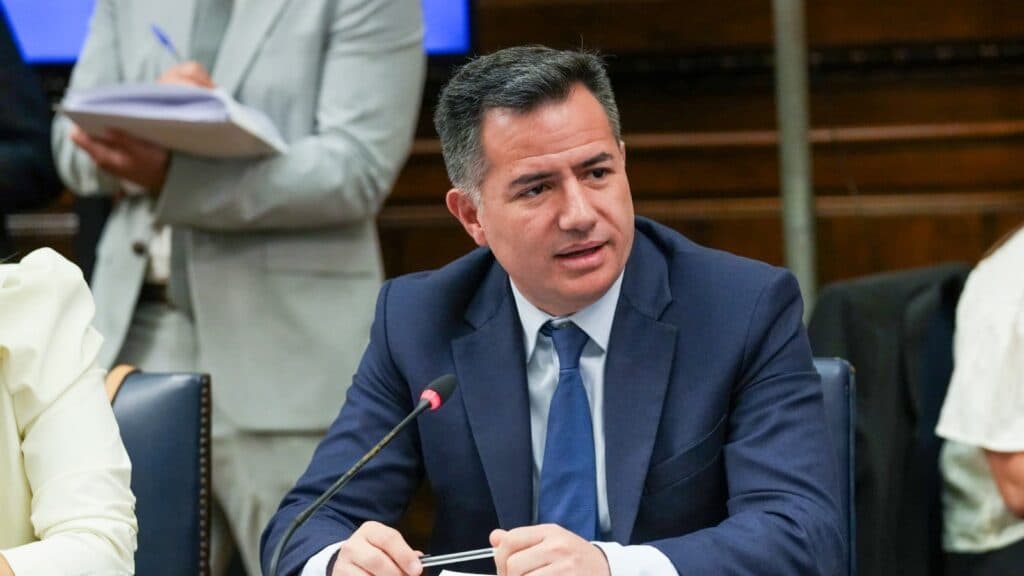 Córdoba presiona por la ley de biocombustibles y se abre una disputa entre Bornoroni y el schiarettismo