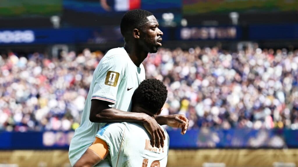 Francia goleó a Noruega con triplete de Dembélé
