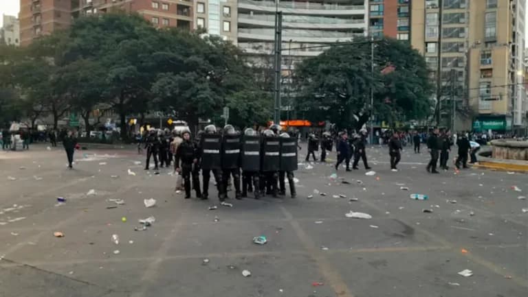Festejos de la Selección en Córdoba: nuevos incidentes con la Policía y preocupación por el partido ante Suiza