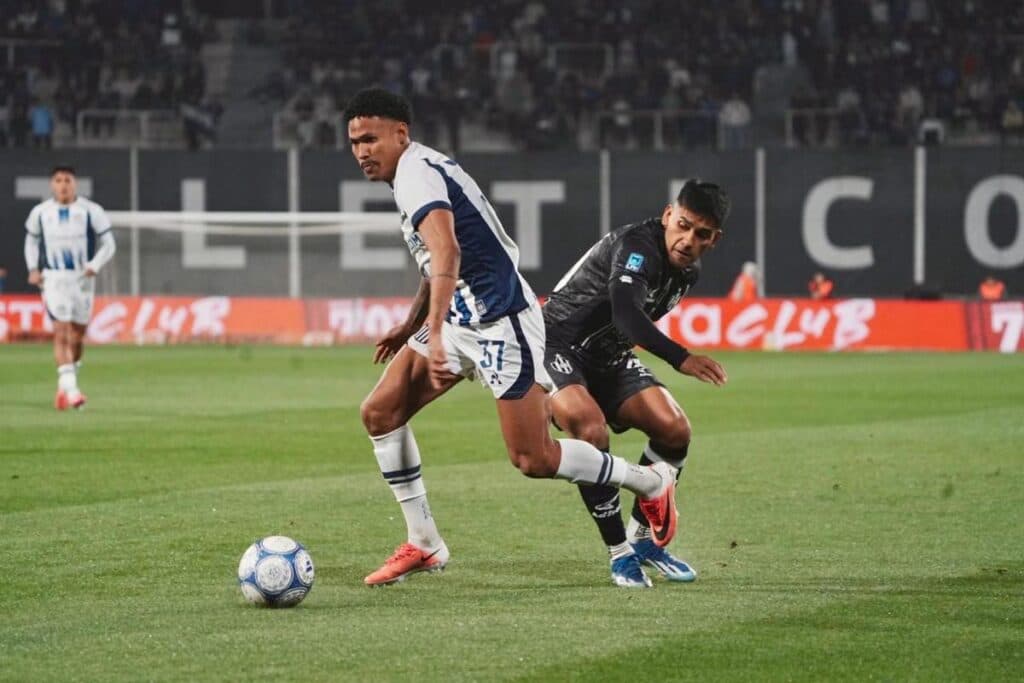 Talleres no pudo romper el cero ante Central Córdoba y sigue sin despegar