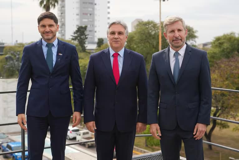 Llaryora, Pullaro y Frigerio llevarán a la Casa Rosada el reclamo por rutas y energía
